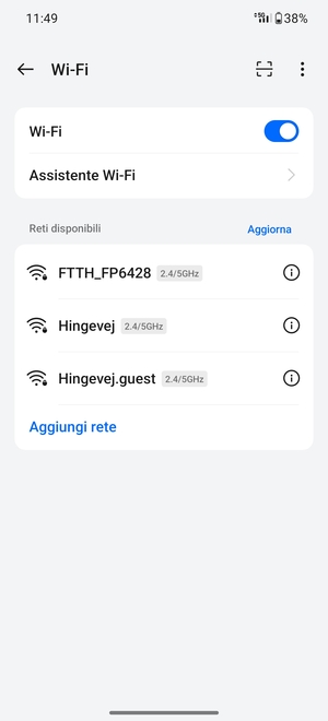 Seleziona la rete wireless a cui desideri connetterti