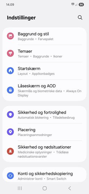 Scroll til og vælg Sikkerhed og fortrolighed