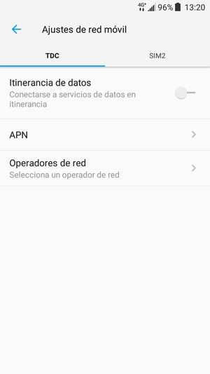 Para cambiar la red en caso de problemas de conectividad, seleccione Operadores de red