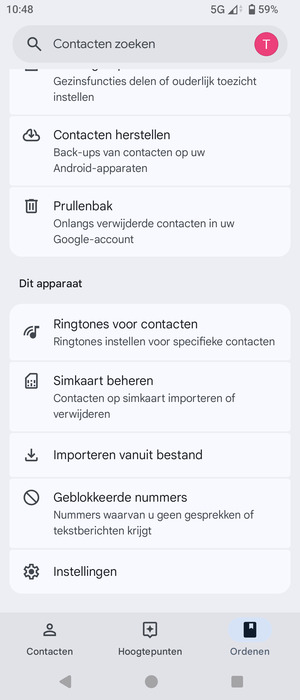Scroll naar en selecteer Simkaart beheren