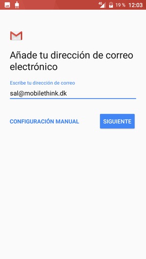 Introduzca su dirección de correo electrónico y seleccione SIGUIENTE