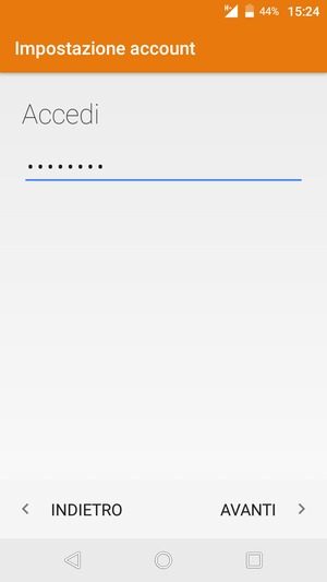 Inserisci la tua password di Gmail o Hotmail e seleziona AVANTI