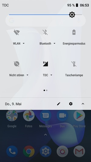 Stellen Sie die Helligkeit auf das erforderliche Niveau