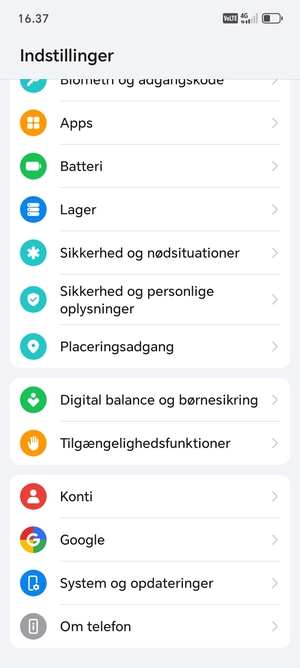 Scroll til og vælg System og opdateringer