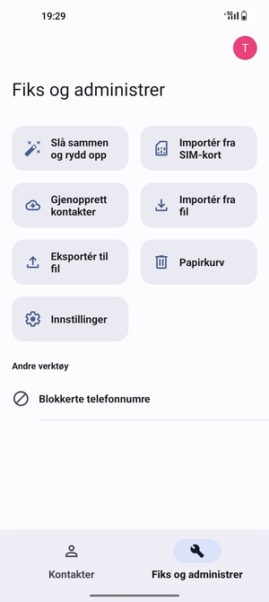 Velg Importér fra SIM-kort