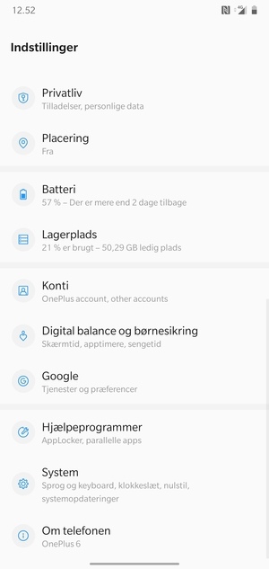 Scroll til og vælg System