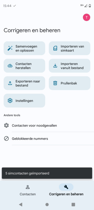 Uw contactpersonen worden opgeslagen naar uw Google-account en naar uw telefoon de volgende keer dat Google gesynchroniseerd wordt.