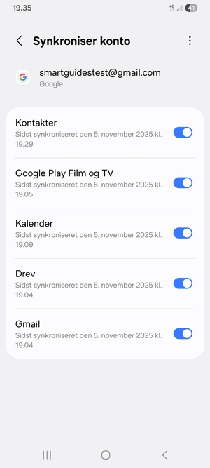 Kontroller at Kontakter er valgt