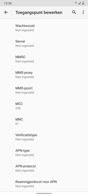 Scroll naar beneden en voer internetgegevens in
