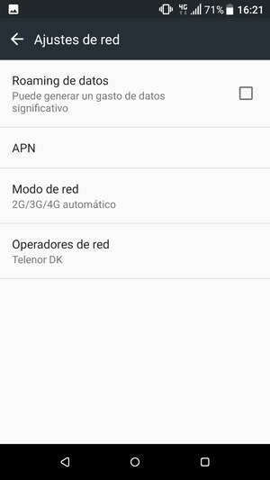 Para cambiar la red en caso de problemas de conectividad, seleccione Operadores de red