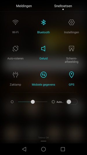 Schakel Bluetooth en GPS uit