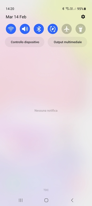 Scorri nuovamente verso il basso il menu in alto