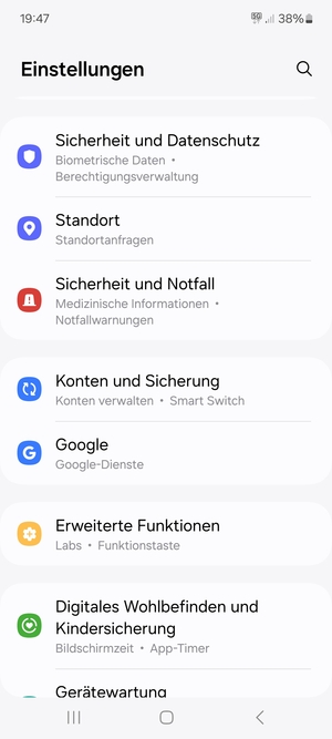 Scrollen Sie und wählen Sie Konten und Sicherung
