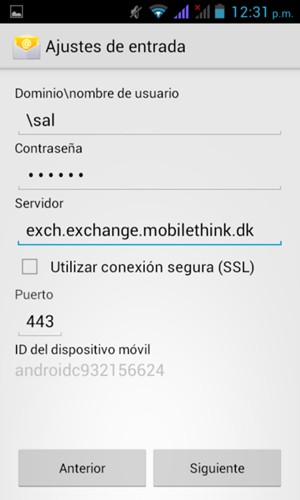 Introduzca Nombre de usario y la dirección de servidor Exchange. Seleccione Siguiente