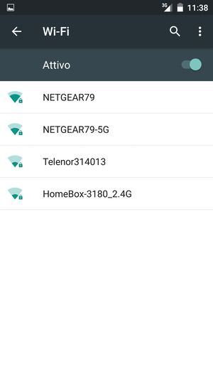 Seleziona la rete wireless a cui desideri connetterti