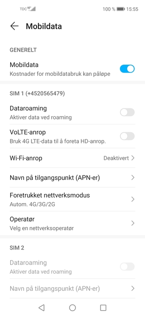 Bla til SIM 1 eller SIM 2 og velg Navn på tilgangspunkt (APN-er)