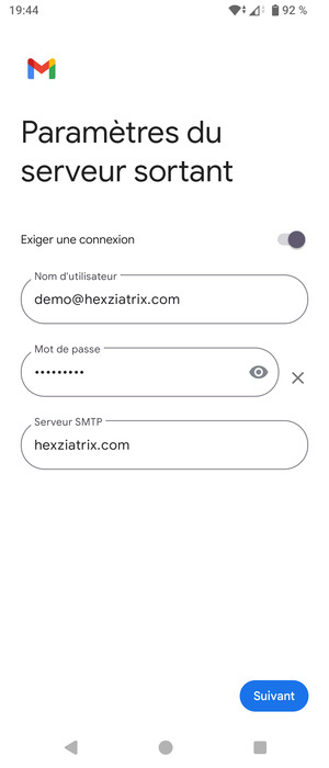 Saisissez l'adresse du serveur sortant et sélectionnez Suivant