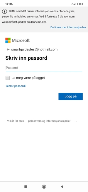 Skriv inn Hotmail passord og velg Logg på