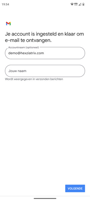 Geef uw account een naam en voer uw naam in. Selecteer VOLGENDE