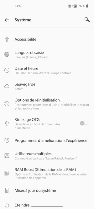 Sélectionnez Mises à jour du système