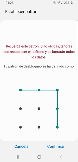 Dibuje de nuevo el patrón de desbloqueo y seleccione Confirmar