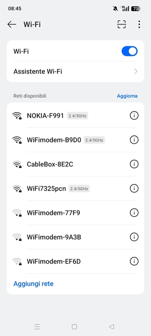 Seleziona la rete wireless a cui desideri connetterti