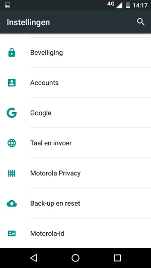 Scroll naar en selecteer Accounts