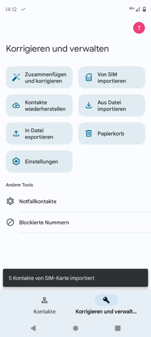 Ihre Kontakte werden in Ihrem Google Konto gespeichert und auf Ihrem Handy gespeichert, wenn Google das nächste Mal synchronisiert wird.