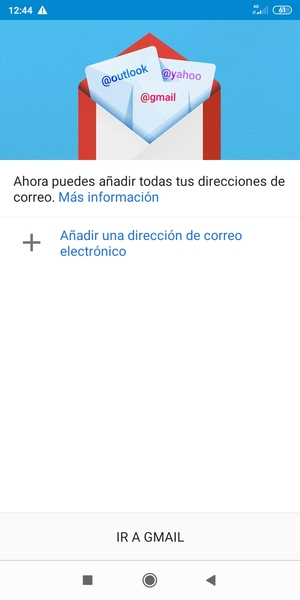 Seleccione Añadir una dirección de correo electrónico