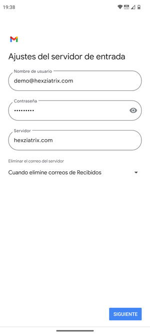 Introduzca Nombre de usuario y la dirección de servidor entrante. Seleccione SIGUIENTE