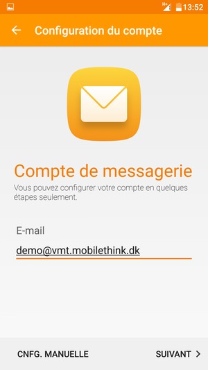 Saisissez votre adresse e-mail et sélectionnez SUIVANT