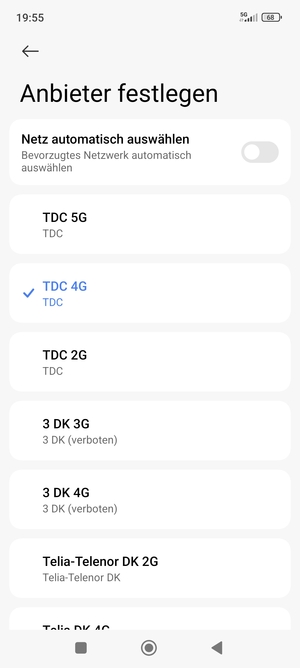 Wählen Sie einen Netzbetreiber von der Liste