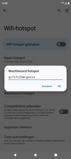 Voer een wachtwoord van een WiFi-hotspot in van ten minste 8 tekens en selecteer OK