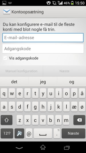 Indtast din e-mailadresse og adgangskode. Vælg Næste