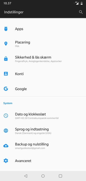 Vend tilbage til menuen Indstillinger og vælg Konti