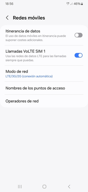 Para cambiar la red en caso de problemas de conectividad, seleccione Operadores de red