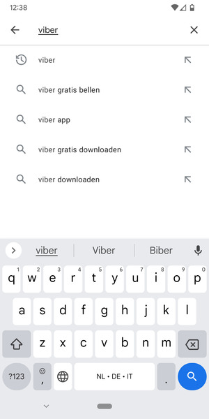 Voer de app-naam in en selecteer Zoeken