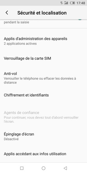 Faites défiler et sélectionnez Verrouillage de la carte SIM