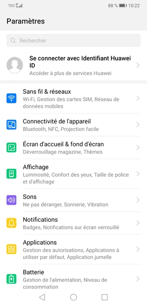 Sélectionnez Sans fil & réseaux