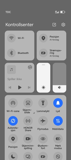 Slå på Automatisk lysstyrke