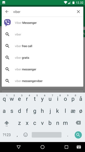 Indtast navnet på appen og vælg Søg