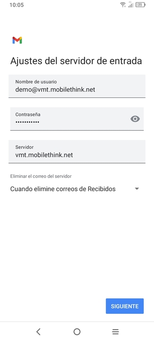 Introduzca Nombre de usuario y la dirección de servidor entrada. Seleccione SIGUIENTE