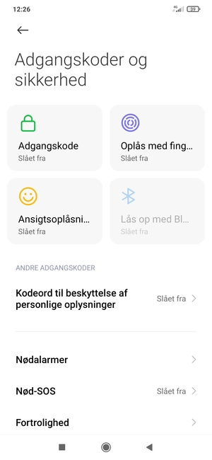 For at aktivere din skærmlås, vend tilbage til menuen Adgangskoder & sikkerhed og vælg Adgangskode