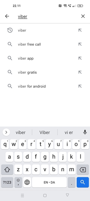 Indtast navnet på appen og vælg Søg