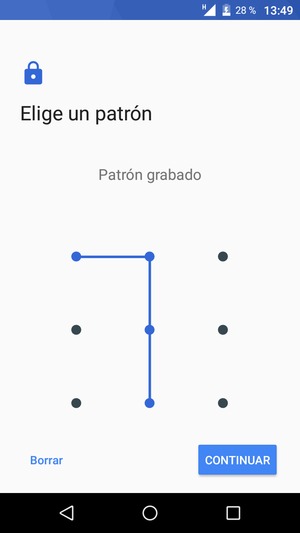 Dibuje un patrón de desbloqueo y seleccione CONTINUAR
