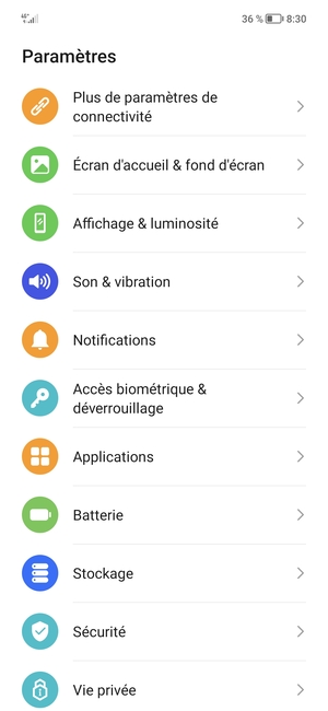 Pour activer votre écran de verrouillage, allez dans le menu Paramètres et sélectionnez Accès biométrique & déverrouillage