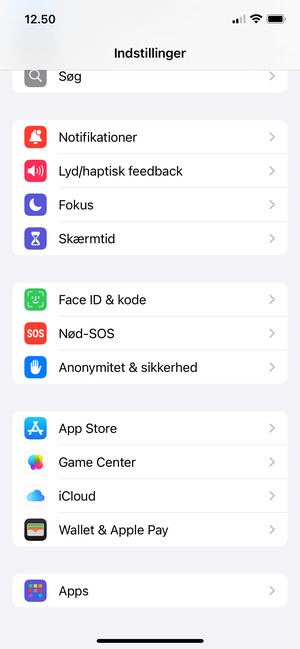 Vend tilbage til menuen Indstillinger og scroll til og vælg Apps