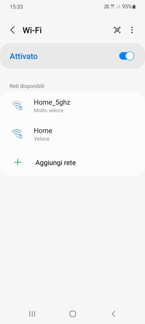 Seleziona la rete wireless a cui desideri connetterti