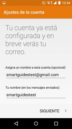 Déle a su cuenta un Nombre y escriba Su nombre. Seleccione SIGUIENTE