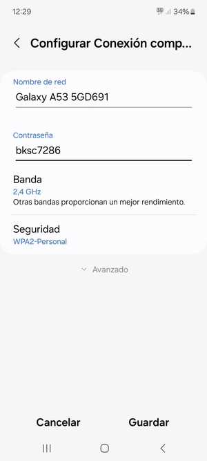 Introduzca una contraseña de al menos 8 caracteres y seleccione Guardar